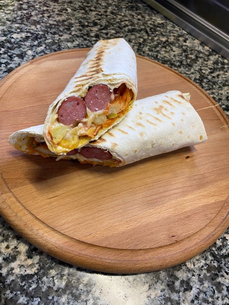 Хот Дог у лаваші