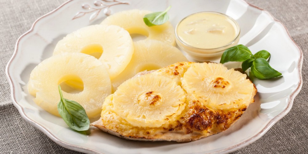 Корзинка Курка з ананасом