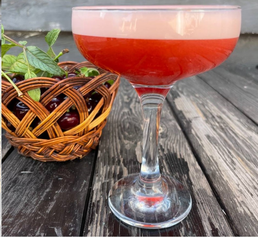 Strawberry sour