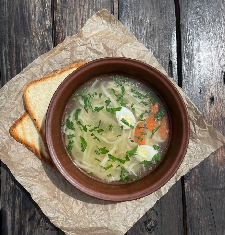 Бульйон курячий з локшиною