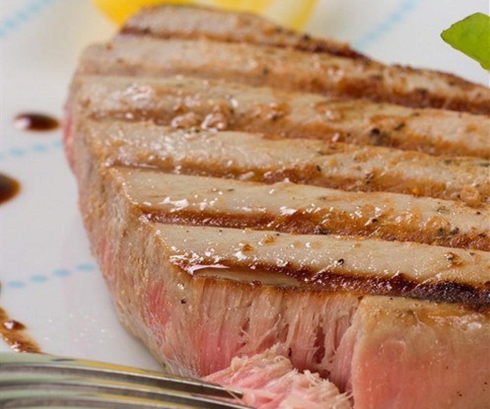 GRILLED TUNA