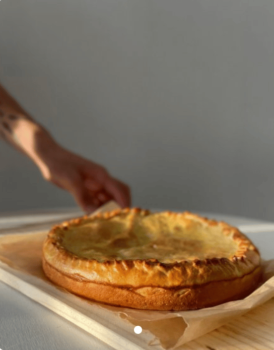 CABBAGE PIE WHOLE