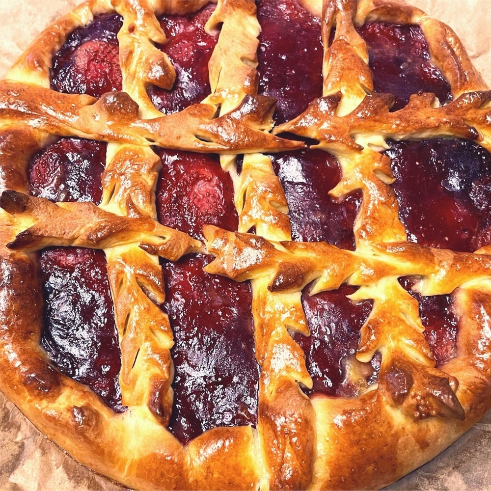 STRAWBERRY PIE WHOLE