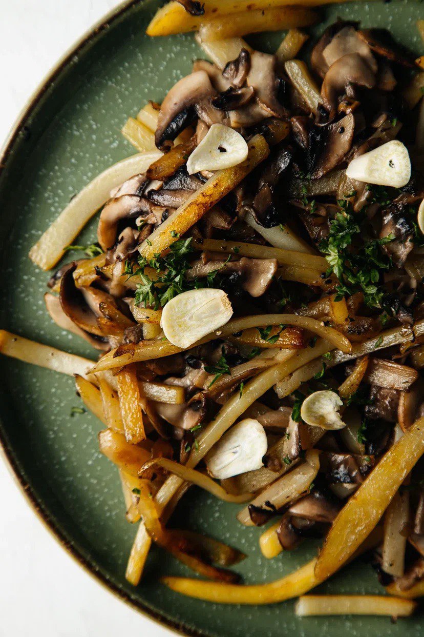 FRIED POTATO WITH MUSHROOM