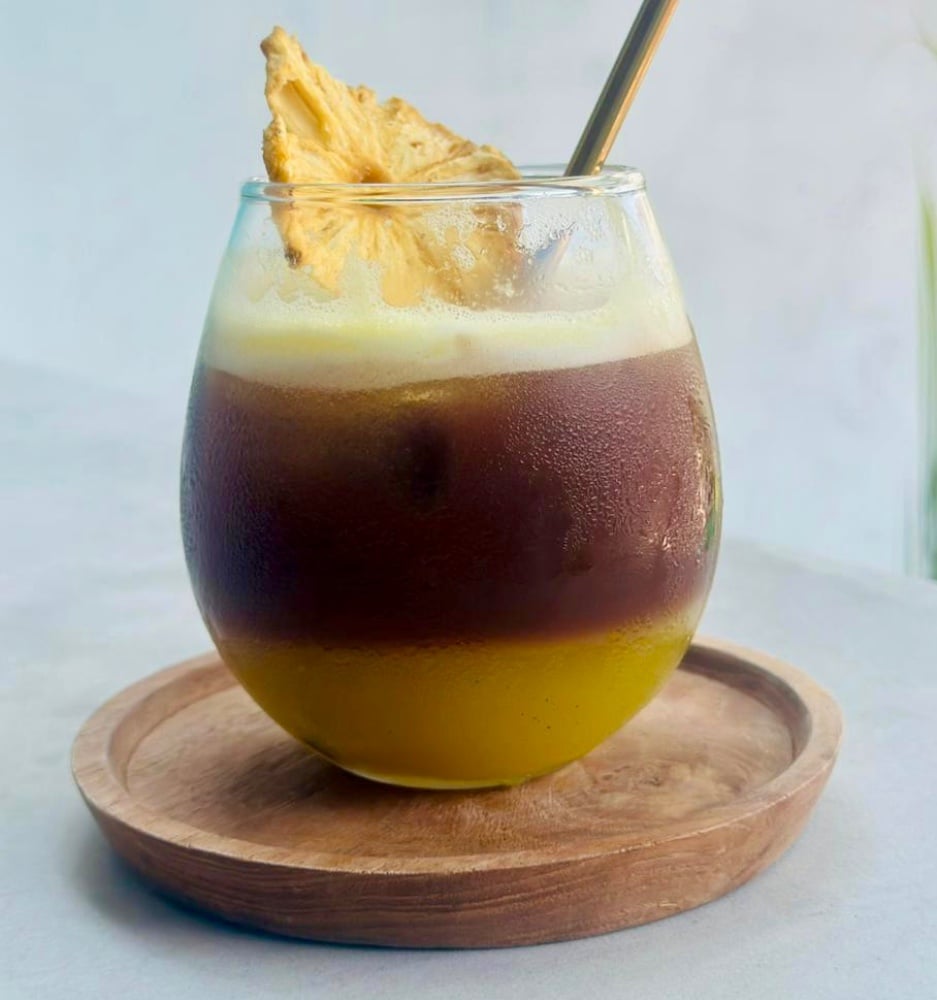PINEAPPLE BUMBLE