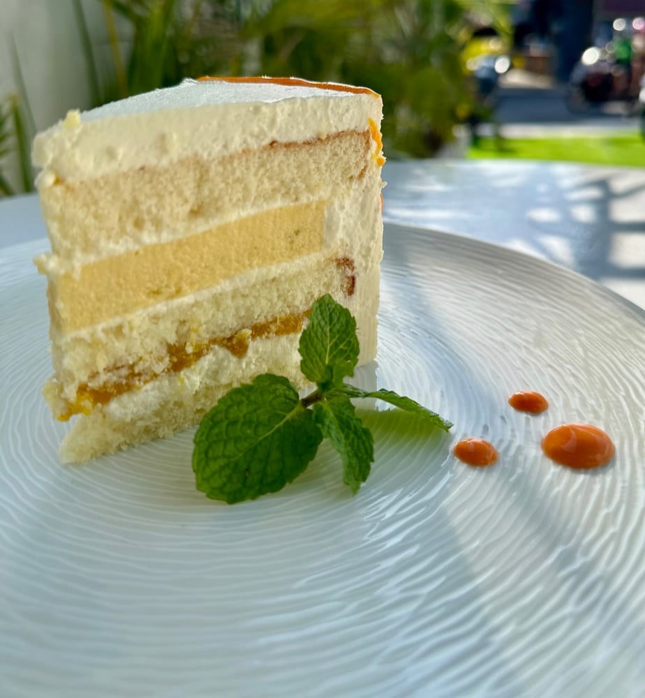 MANGO CAKE
