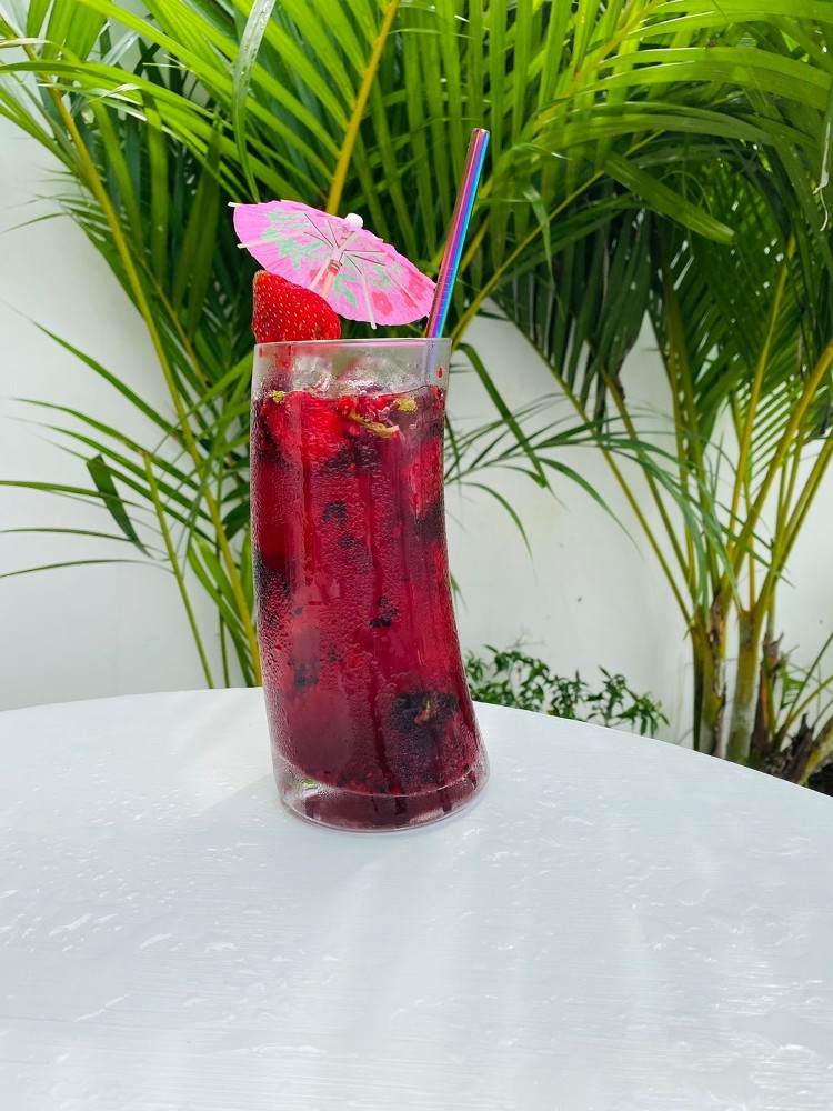BERRY LEMONADE