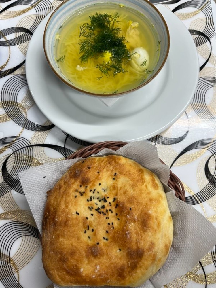 Курячий Бульйон