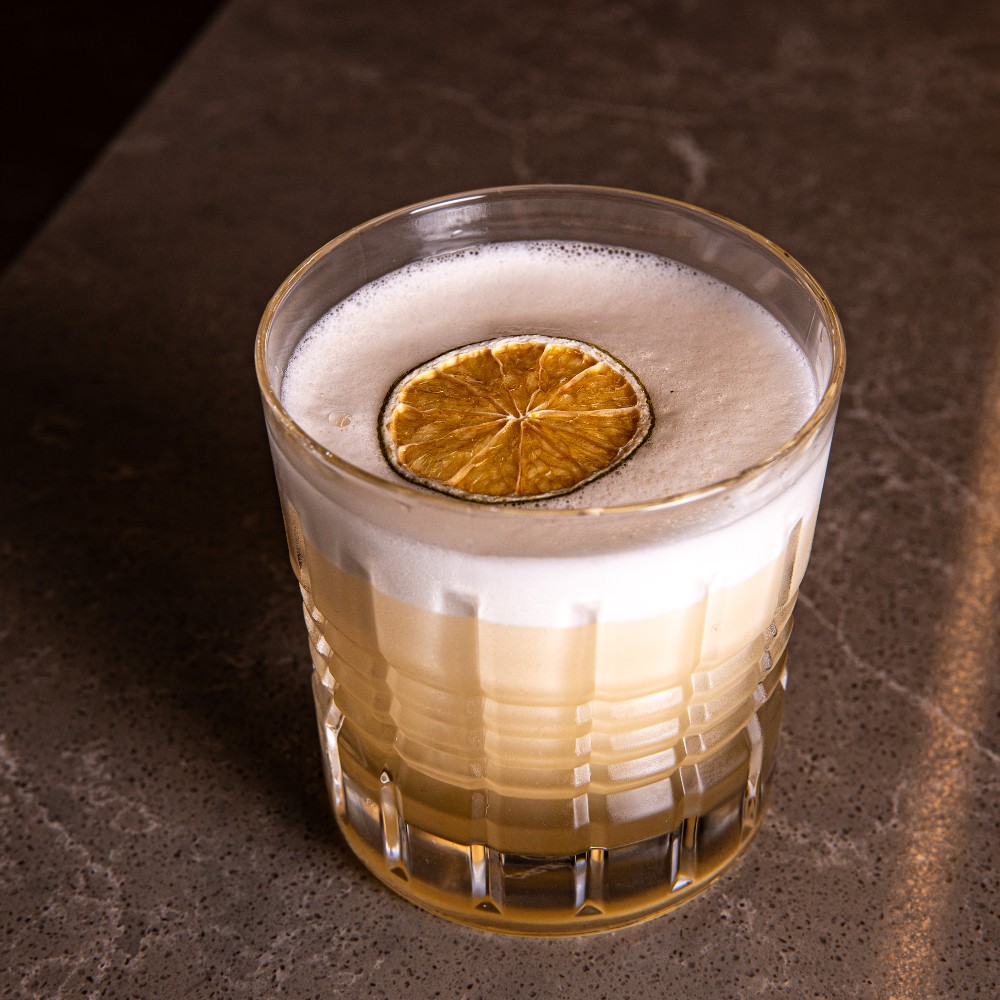 Коктейль Whiskey Sour
