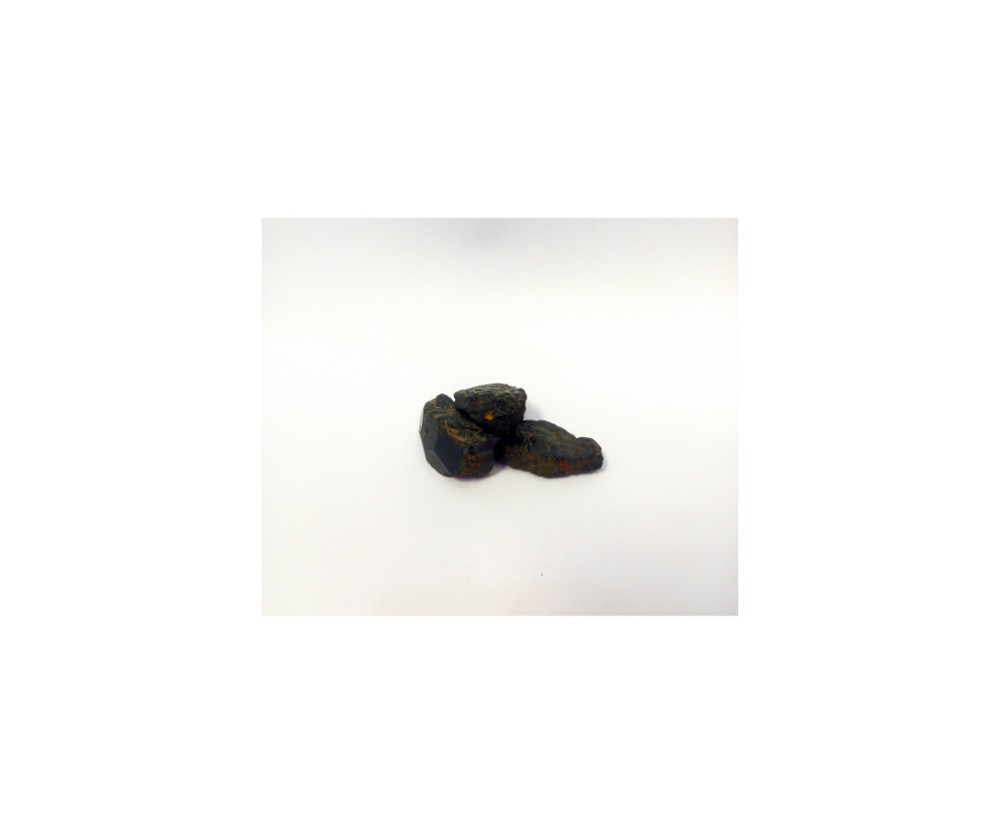 Black tourmaline pieces