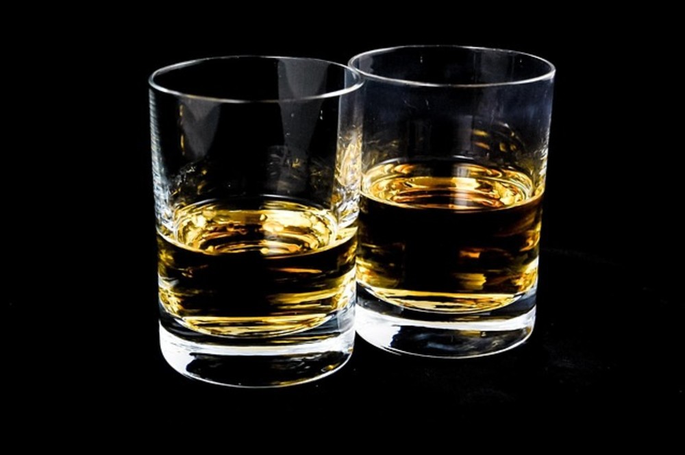 Whiskey J & B (50)