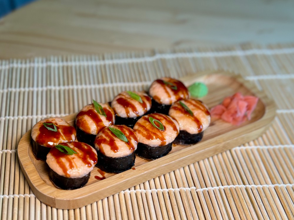 Baked roll shrimp