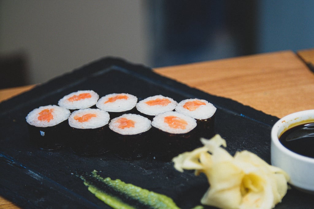 Maki salmon
