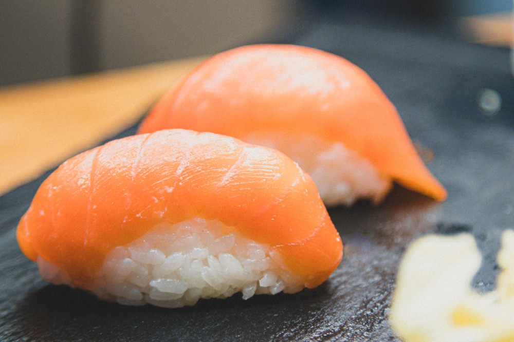 Sushi salmon