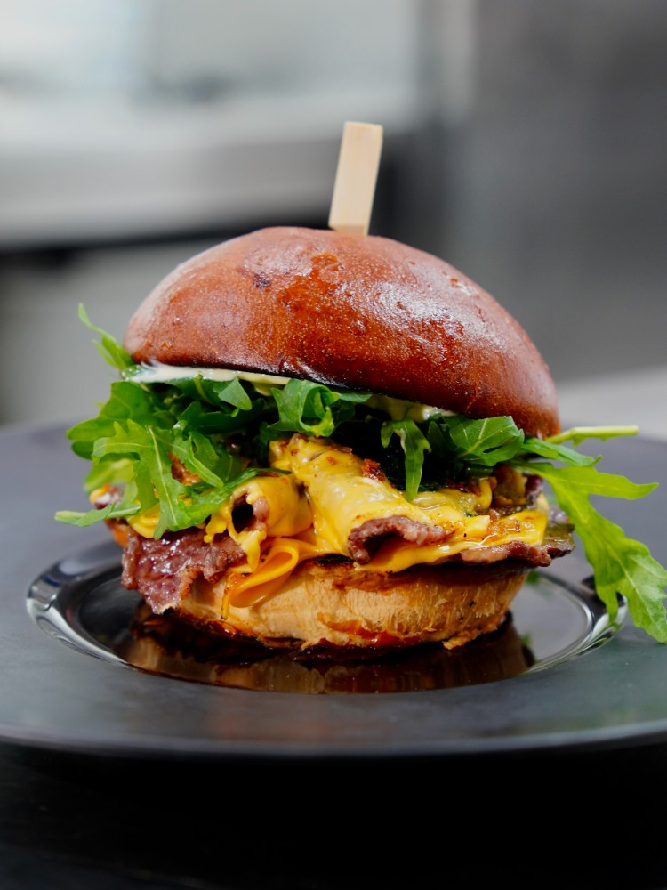 RIBEYE Burger