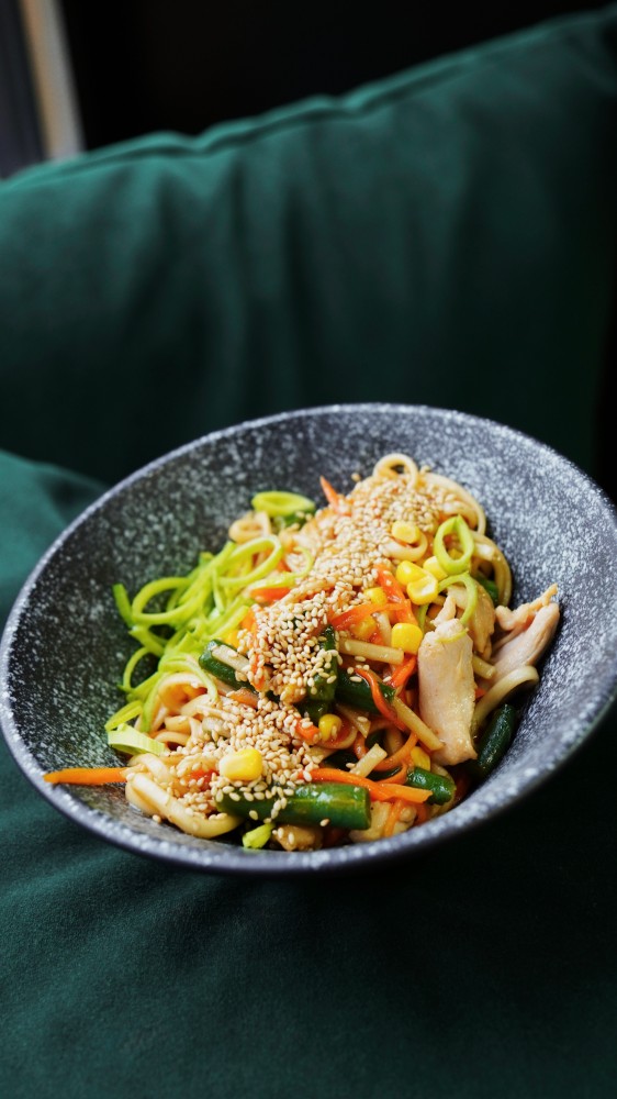 WOK Локшина з Куркою