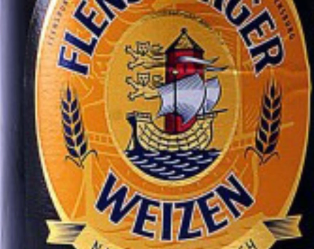 Пиво Flensburger Weizen світле,нефільтроване 5.1 % 0.33l