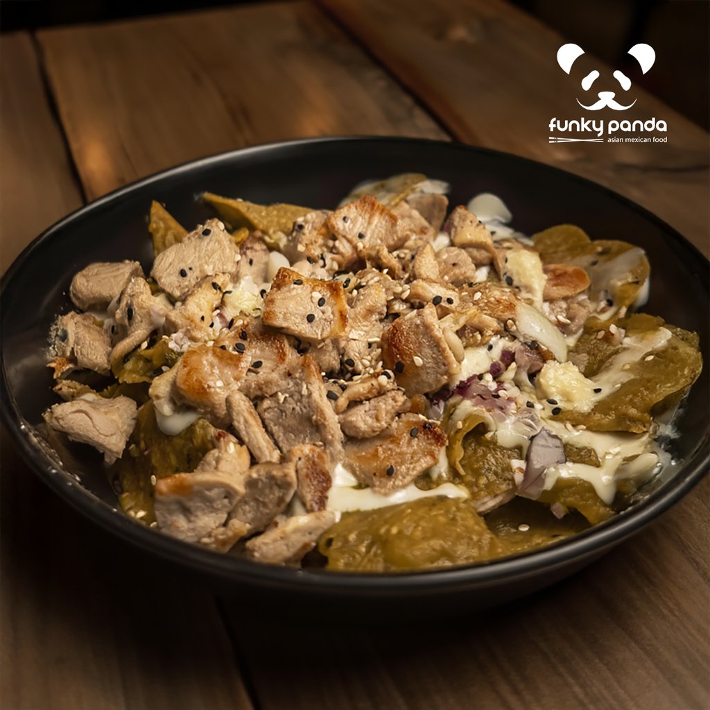 CHILAQUILES VERDES 