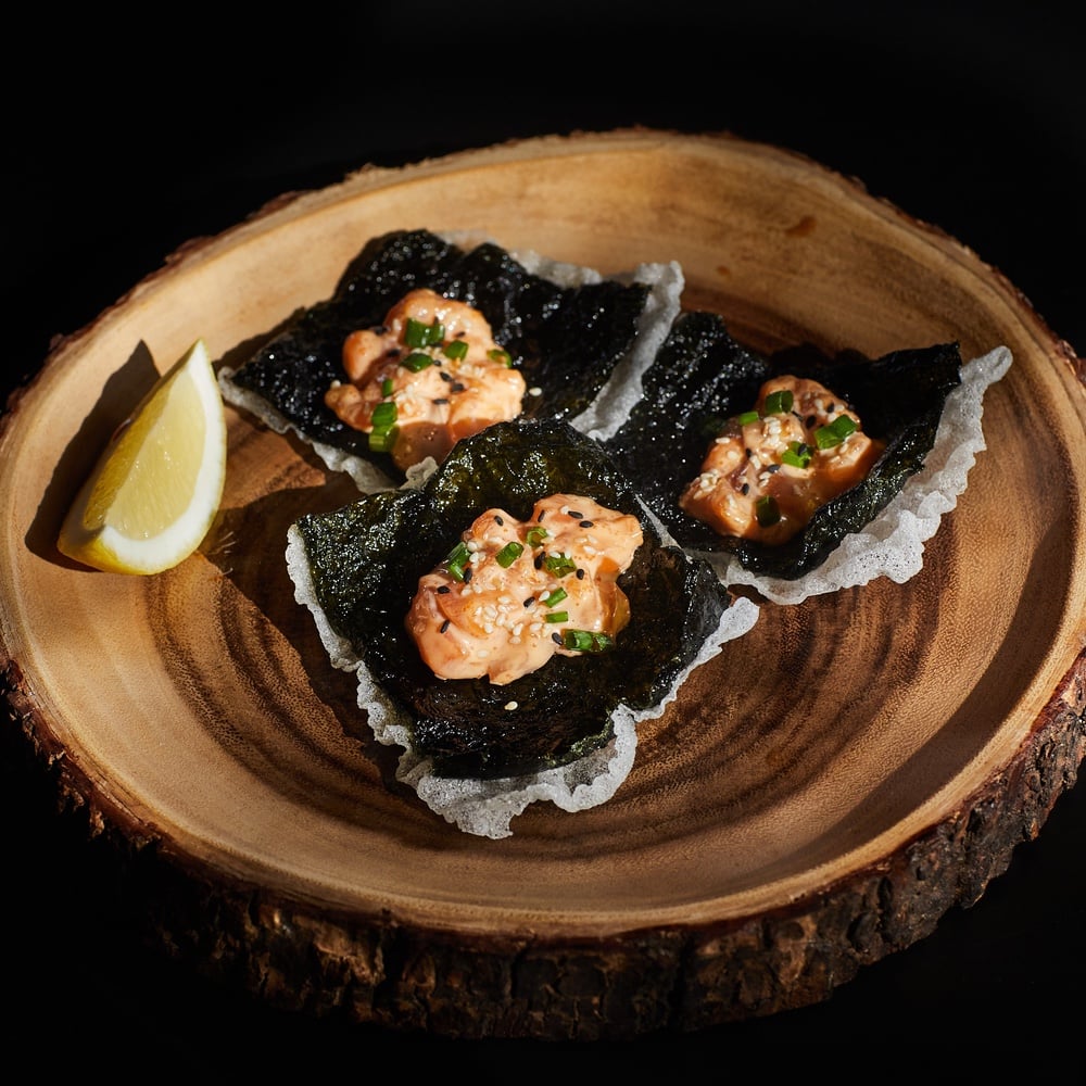 Crispy salmon tartare