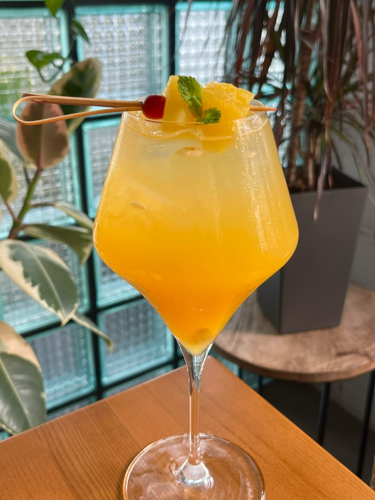 Коктейль Mango Rush 240мл