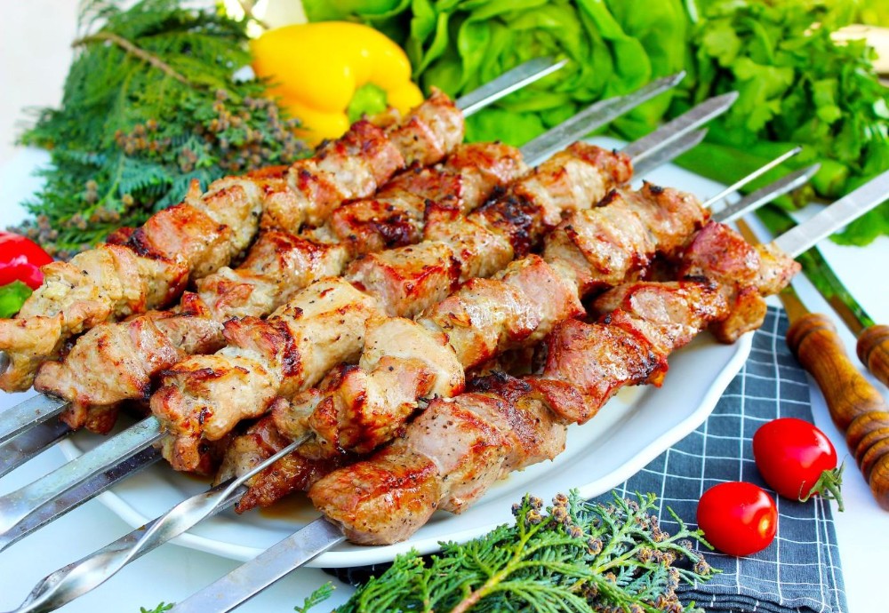 Шашлик зі свинини (кострець)