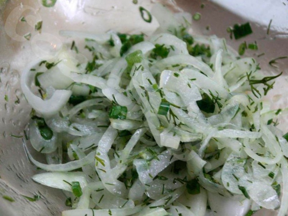 Лук маринований