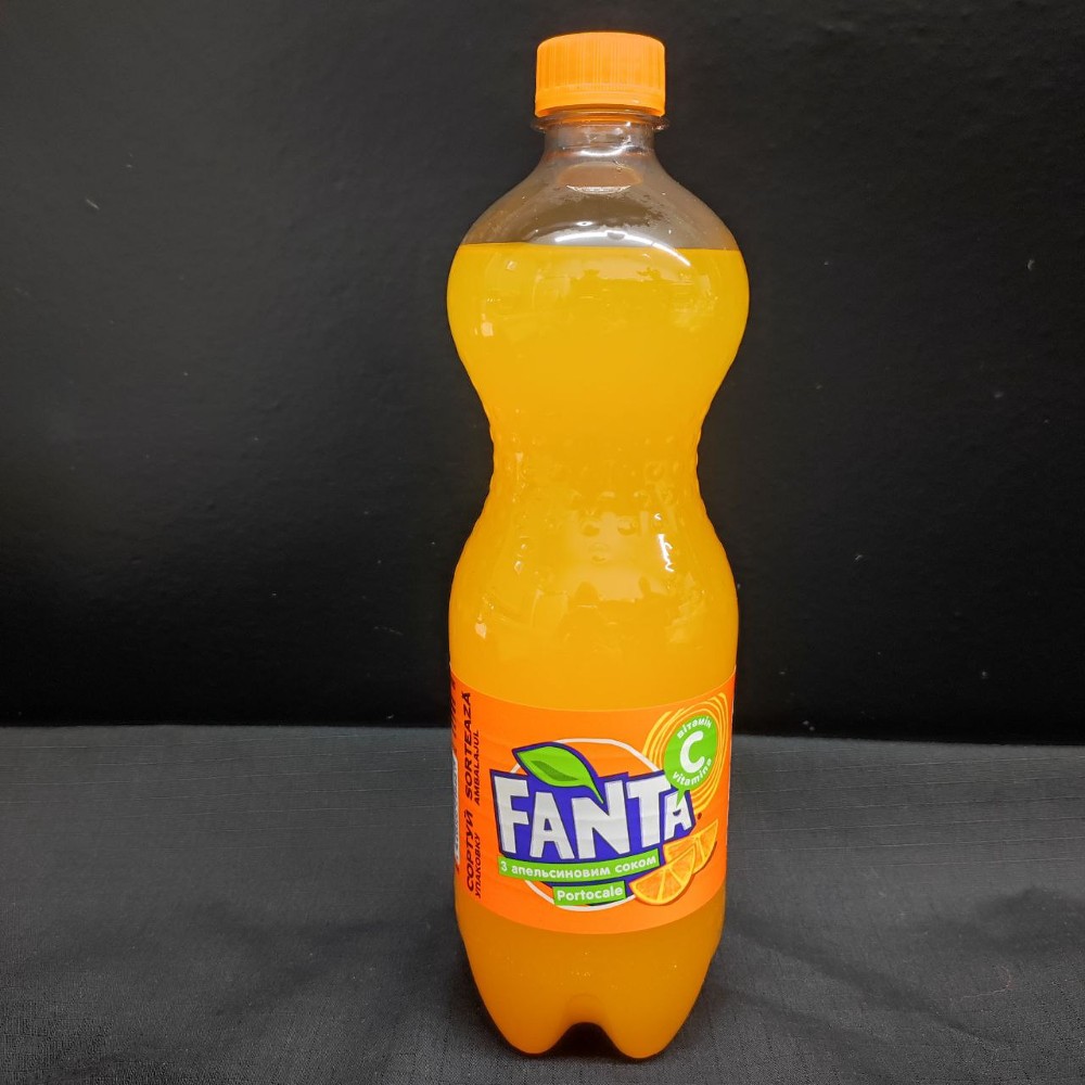 Fanta пляшка 0,75л.