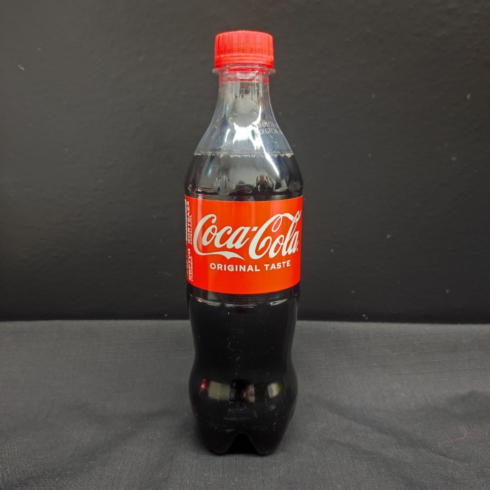 Coca Cola пл. 0.5л.
