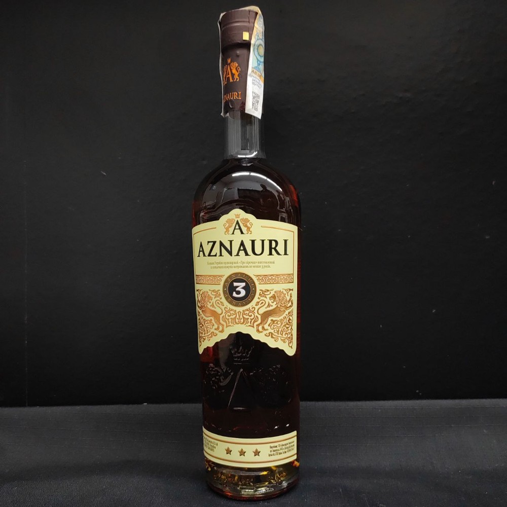 Коньяк Aznauri 3* 0.5 л.
