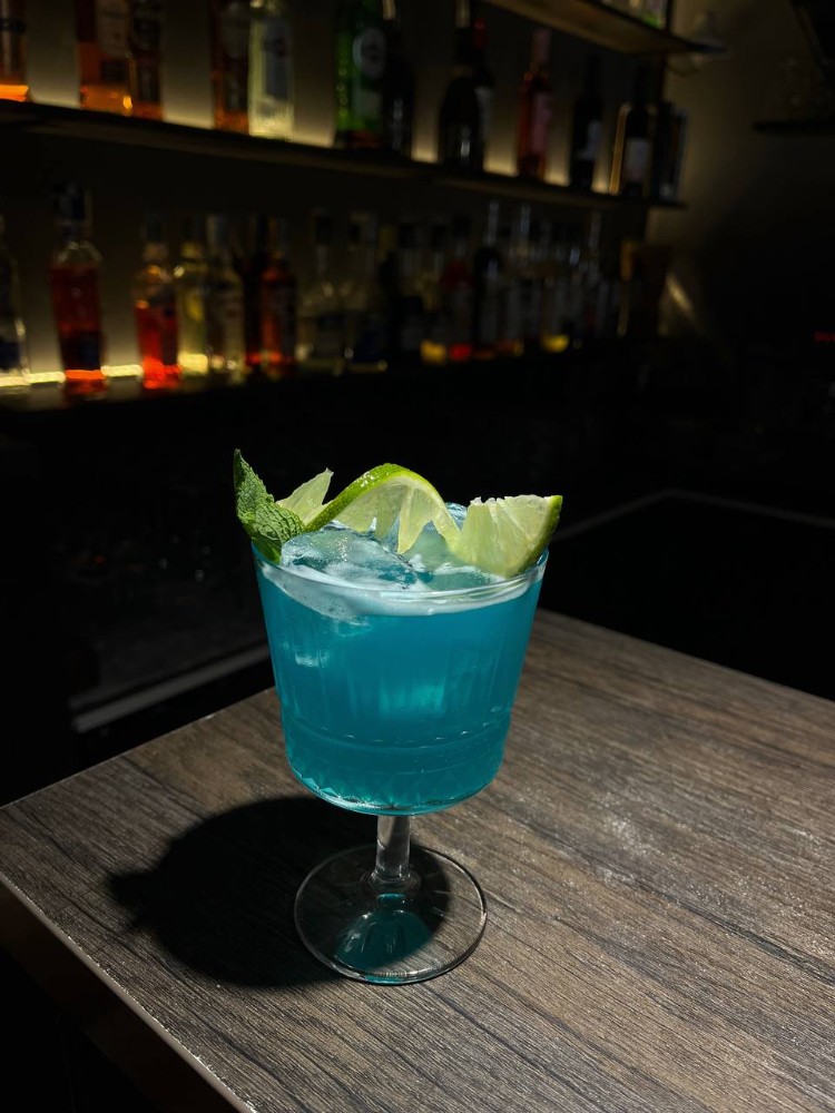 Blue Hawai