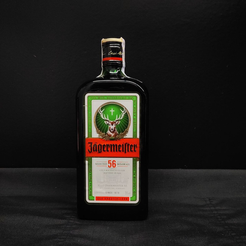 Лікер Jagermeister 0.7л.