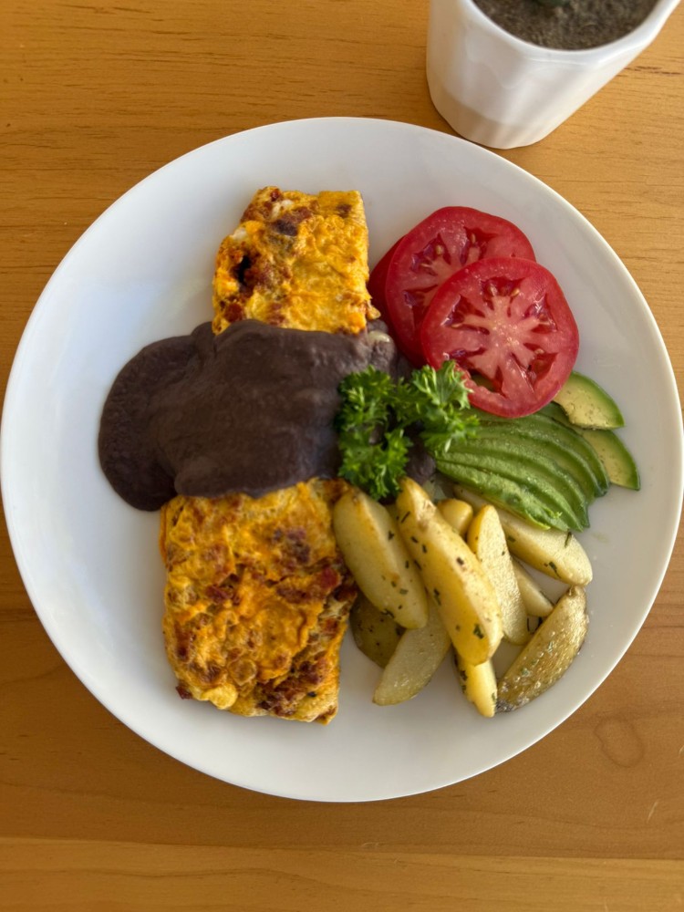 Omelette chorizo con queso