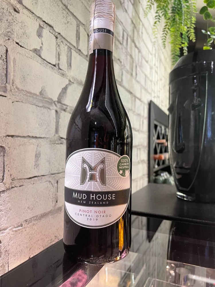 Вино Mud House Central OtagoPinot Noir 0,75