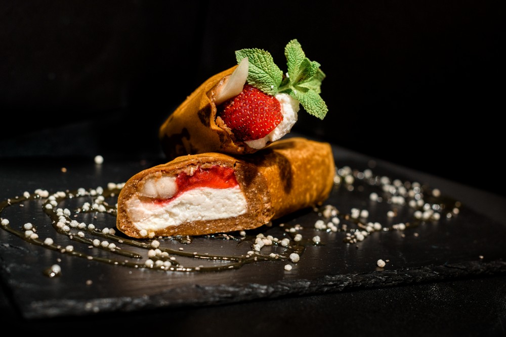 Сезонний HandRoll Sweet Fruit полуниця