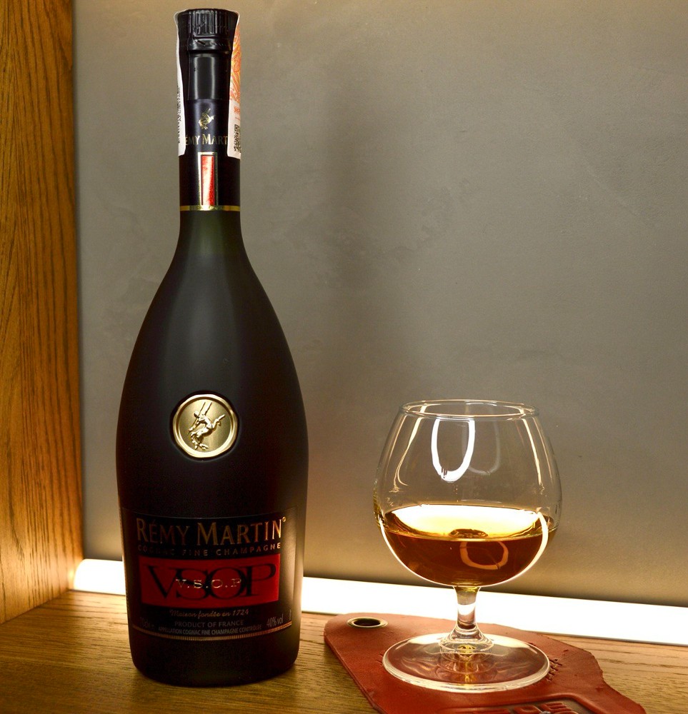 Коньяк Rémy Martin VSOP 50 мл