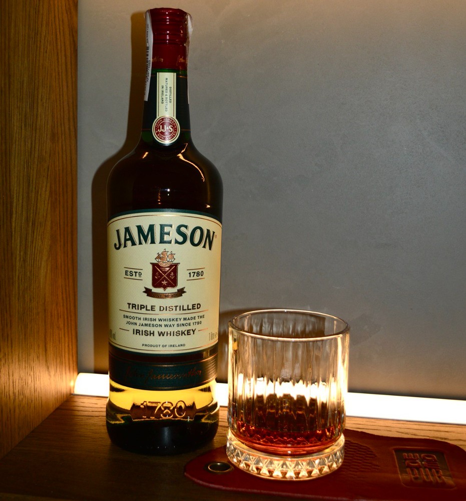 Віскі Jameson, 50 мл