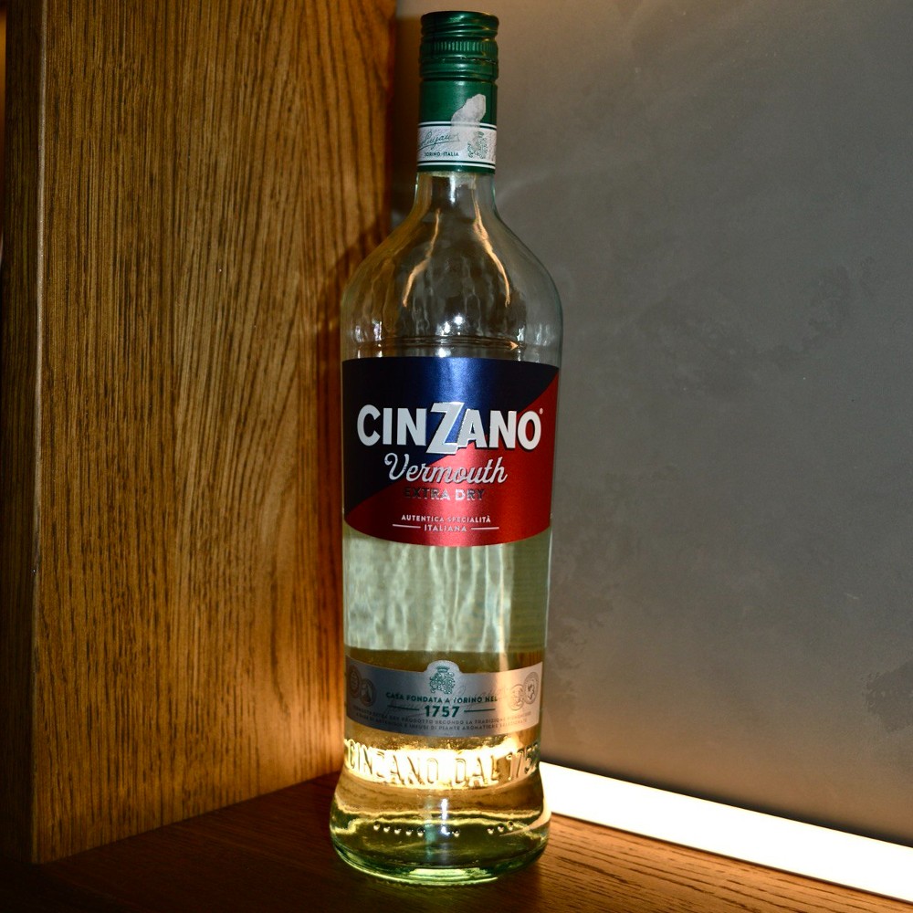 Вермут Cinzano Extra Dry 50 мл