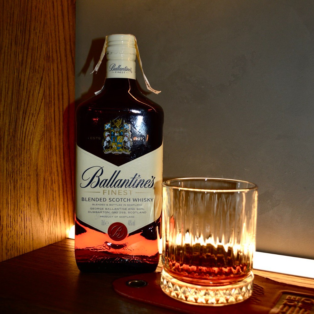 Віскі Ballantine’s Finest, 50 мл