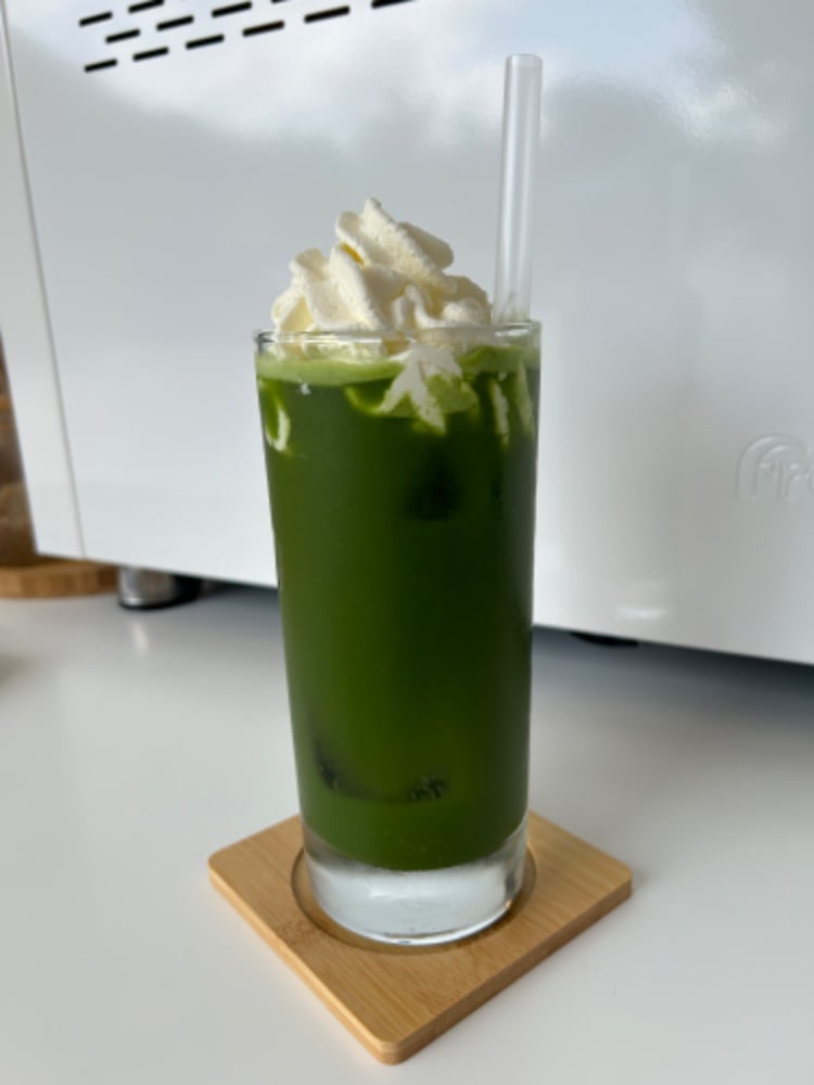 Matcha Iced Latte