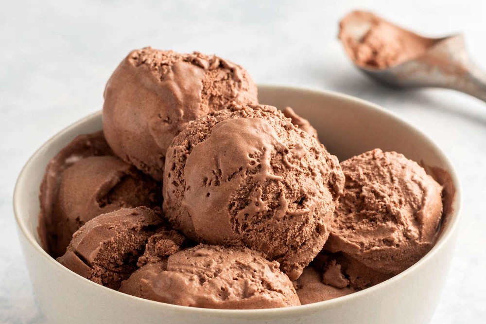 Chocolate Ice Cream (LS)