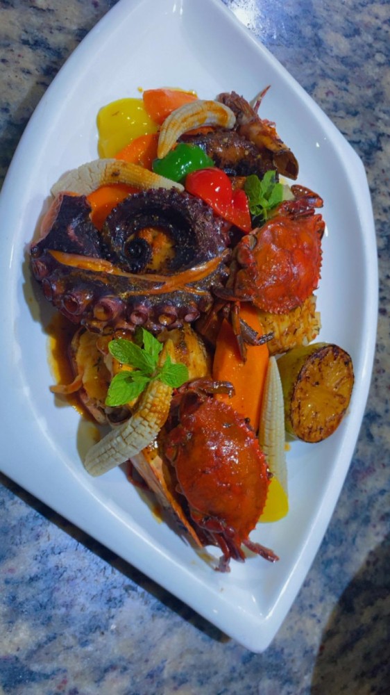 BV Ocean Catch Platter