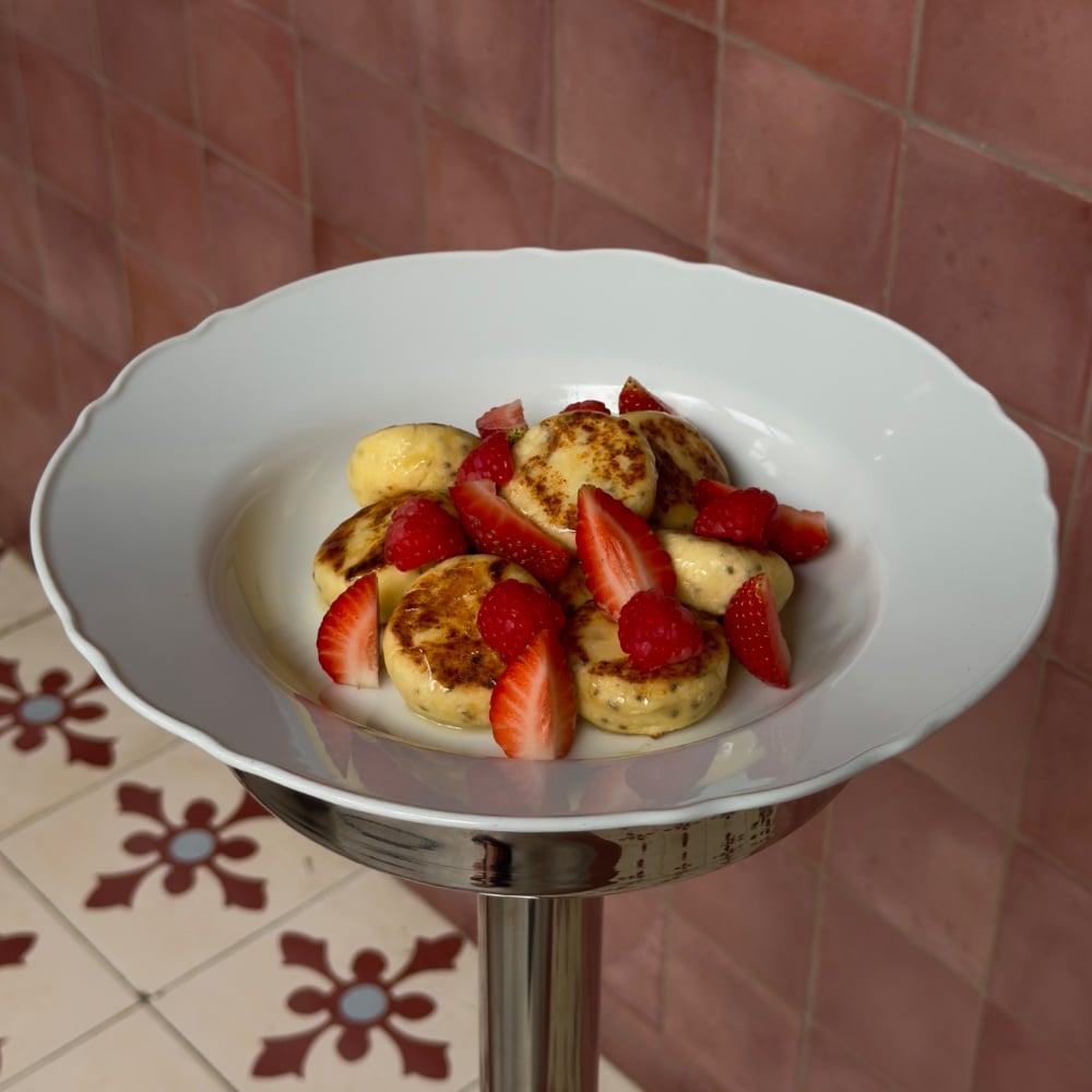 Mini Syrnyky with chia seeds d