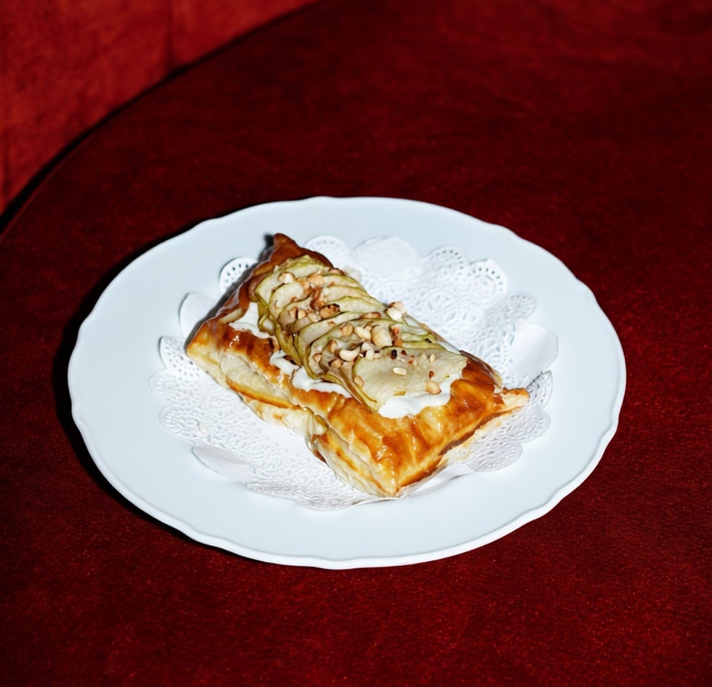 Baked pear pie