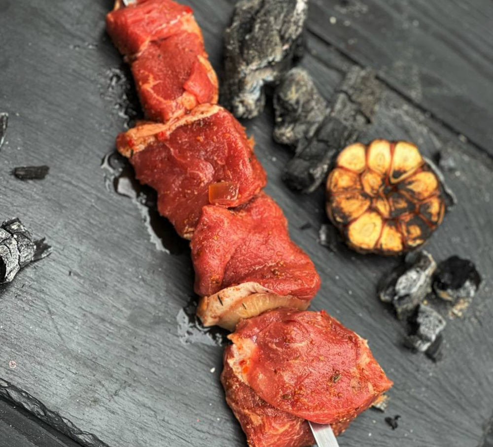 Шашлик із яловичини (рібай) у маринаді Hot Steak