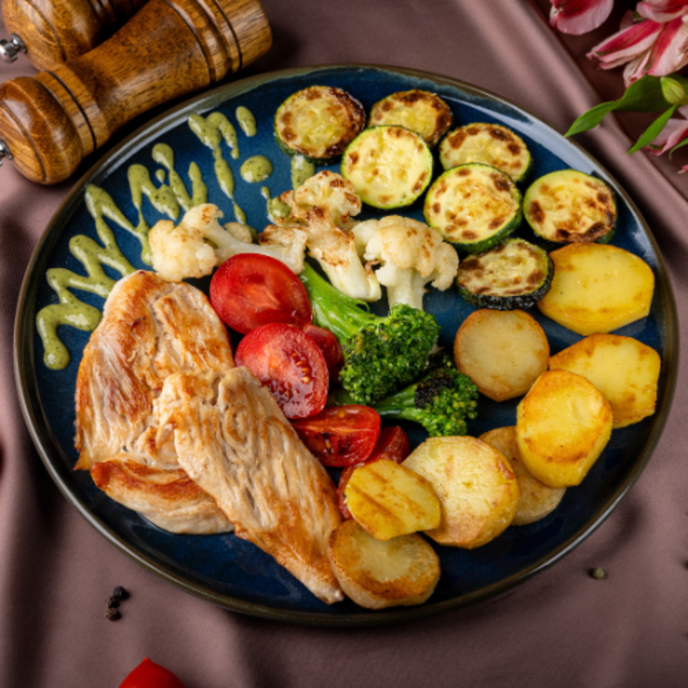CHICKEN & VEGGIE