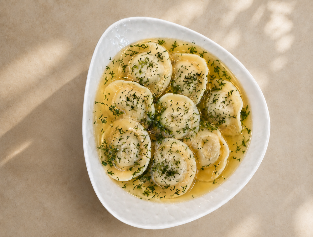 ДОМАШНІ ПЕЛЬМЕНІ З КУРЯЧИМ БУЛЬЙОНОМ /HOMEMADE DUMPLINGS WITH CHICKEN STOCK