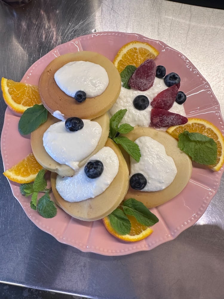 РІКОТА ПАНКЕЙКИ З ЯГОДАМИ / RICOTTA PANCAKES WITH BERRIES