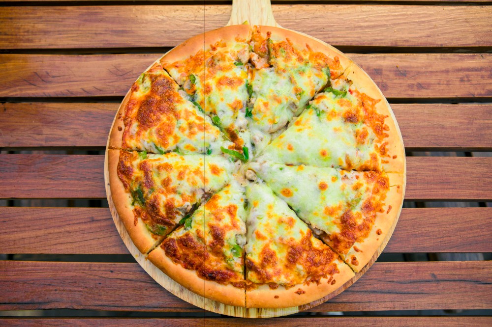 Vegetable Pizza - Medium