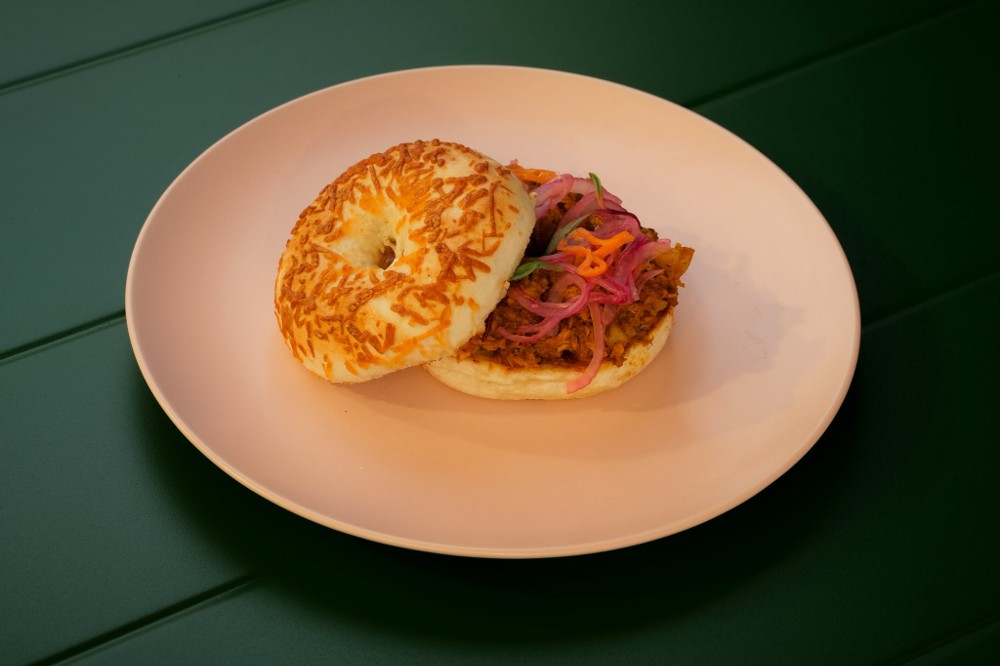 Bagel de Cochinita