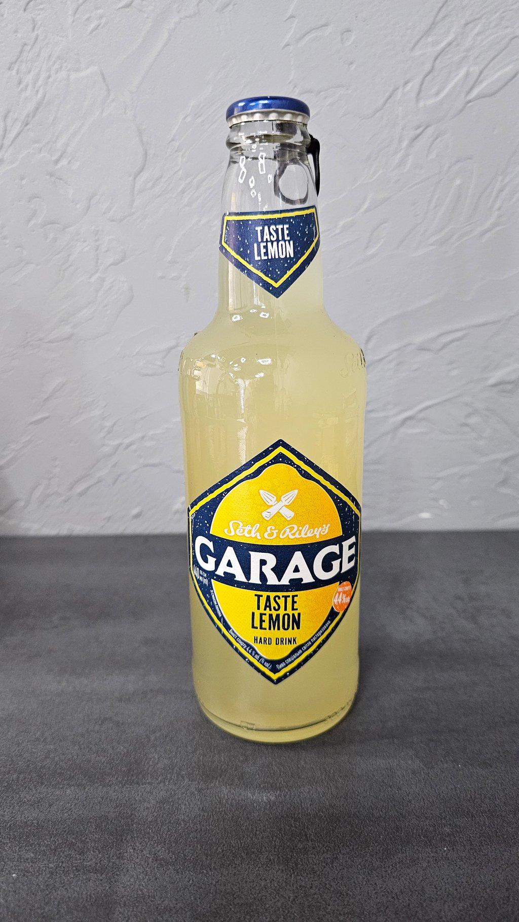 Garage Hard